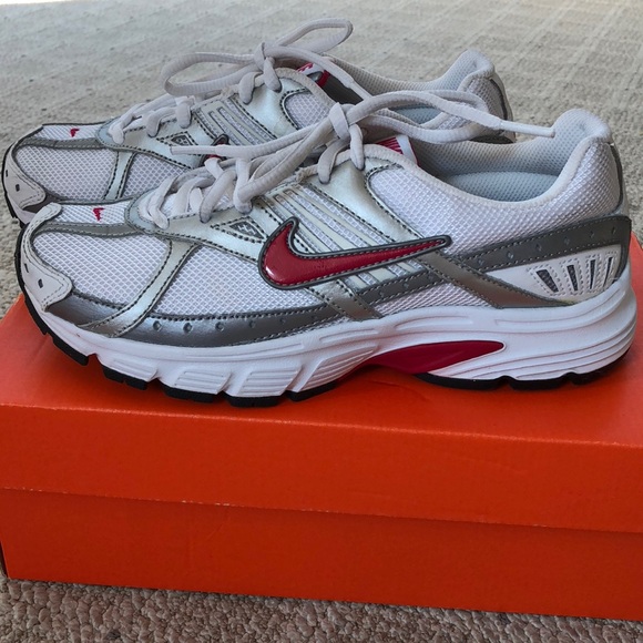 nike hypervenom roxa